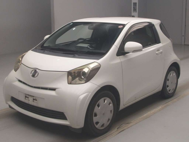 TOYOTA IQ 2012