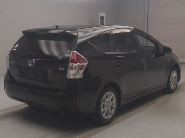 TOYOTA PRIUS ALPHA 2019