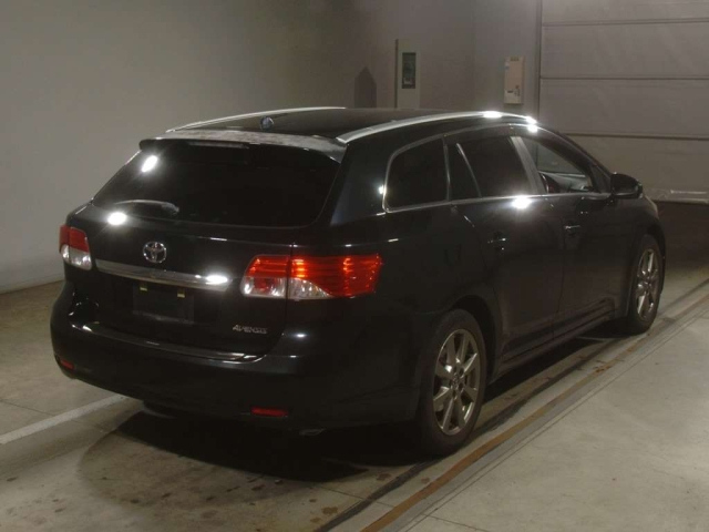 TOYOTA AVENSIS WAGON 2013