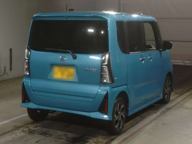 DAIHATSU TANTO 2024