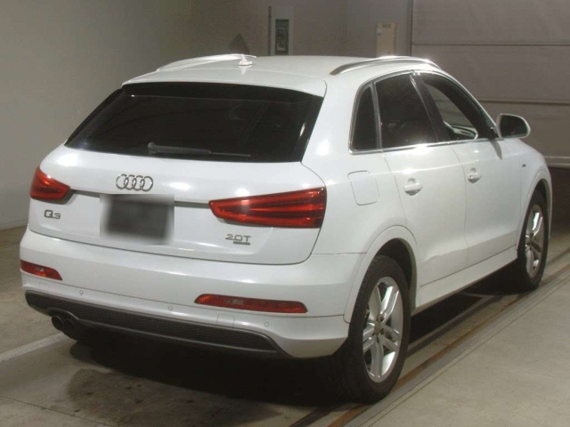 AUDI Q3 2012