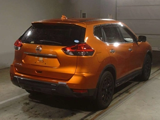NISSAN X-TRAIL 2018