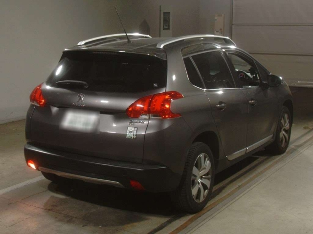 PEUGEOT 2008 2015