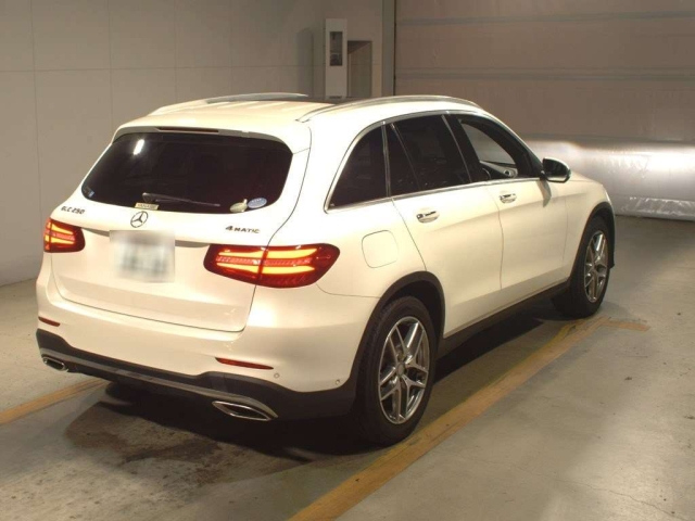 MERCEDES BENZ GLC CLASS 2016