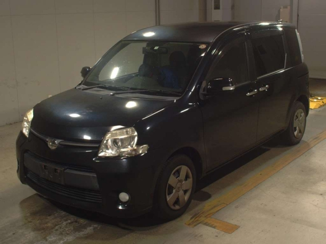 TOYOTA SIENTA 2014