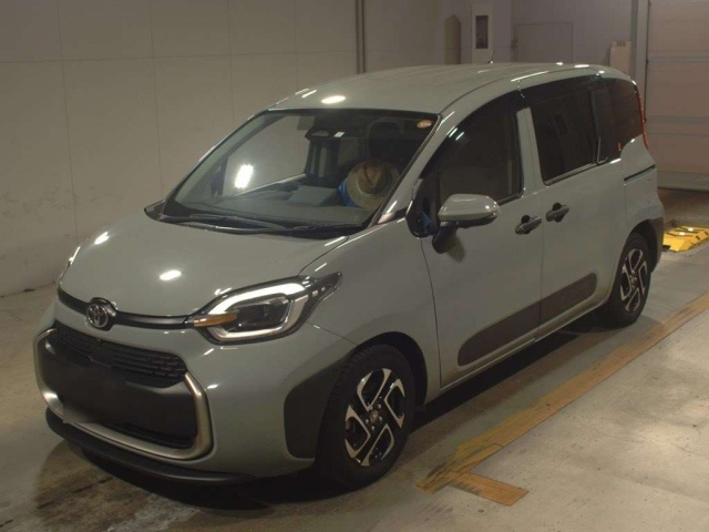 TOYOTA SIENTA 2023