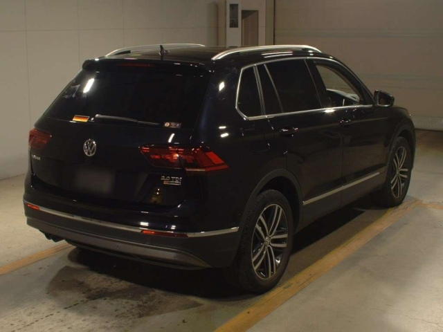 VOLKSWAGEN TIGUAN 2019