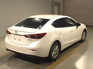 MAZDA AXELA 2017