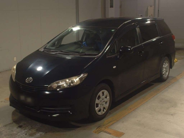 TOYOTA WISH 2010