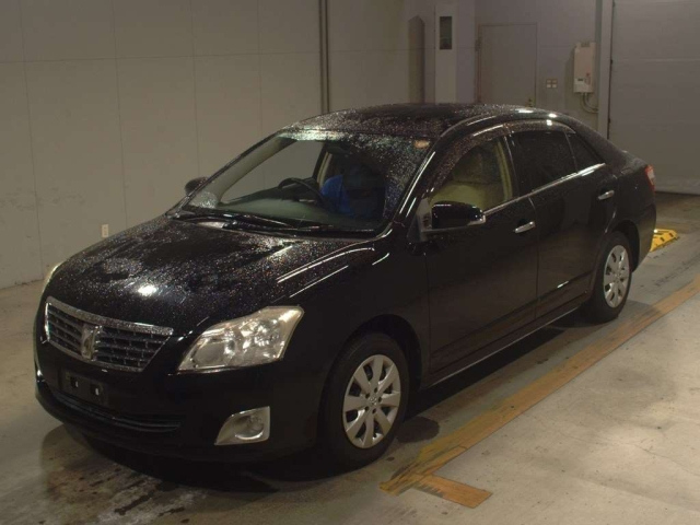 TOYOTA PREMIO 2014