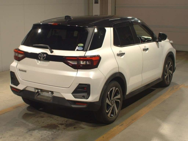 TOYOTA RAIZE 2020