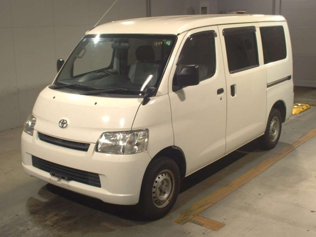 TOYOTA LITE ACE VAN 2020