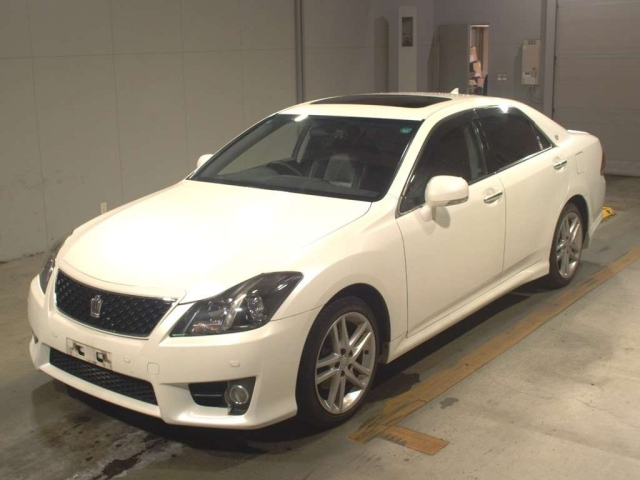 TOYOTA CROWN 2011