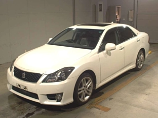 TOYOTA CROWN 2011