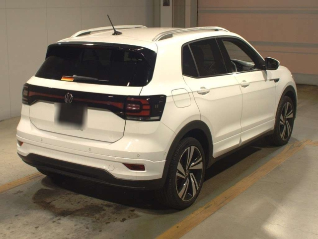 VOLKSWAGEN T-CROSS 2023