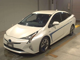 TOYOTA PRIUS 2017