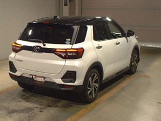 TOYOTA RAIZE 2020