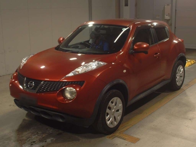 NISSAN JUKE 2010