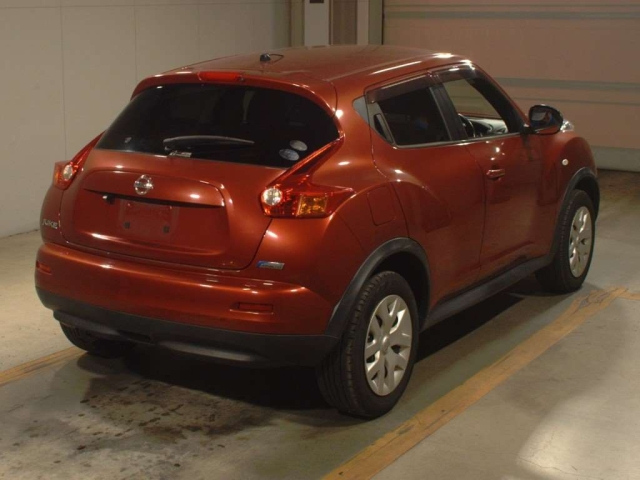 NISSAN JUKE 2010