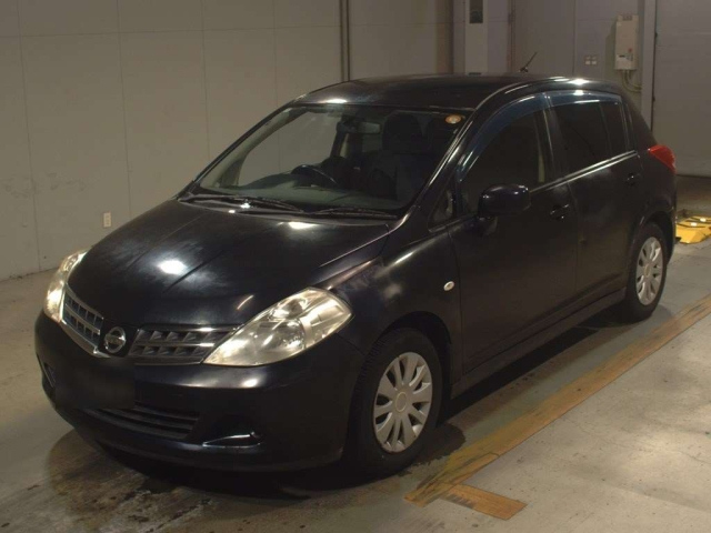 NISSAN TIIDA 2012