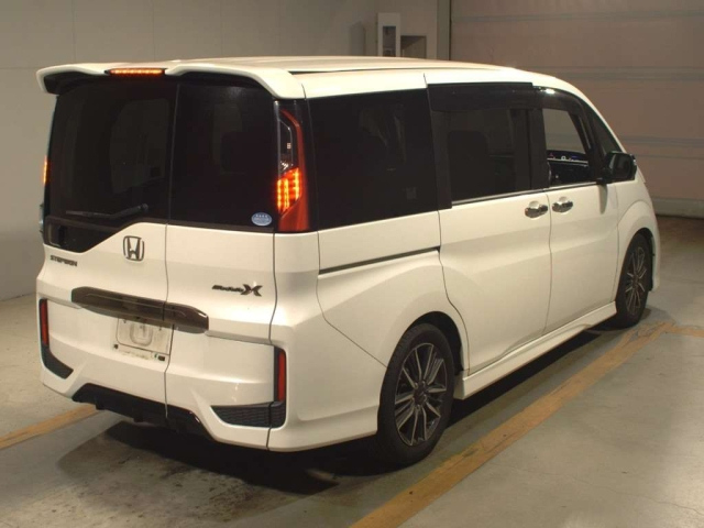 HONDA STEP WAGON 2017