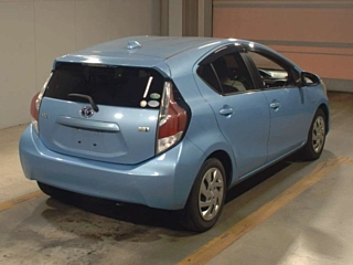 TOYOTA AQUA 2014