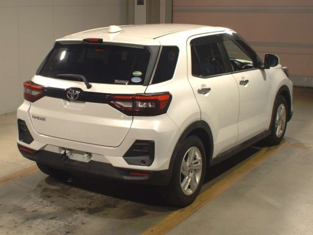 TOYOTA RAIZE 2020