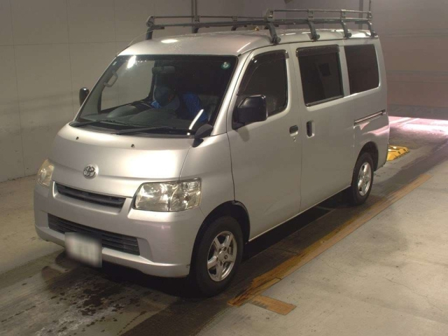 TOYOTA TOWN ACE VAN 2016