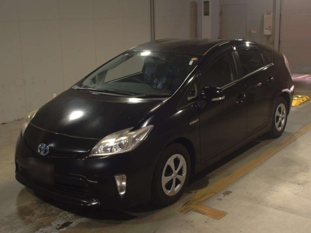 TOYOTA PRIUS 2013