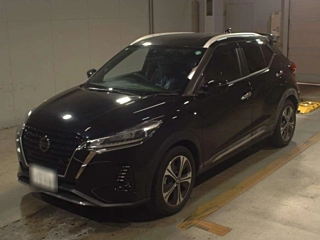 NISSAN KIX 2021