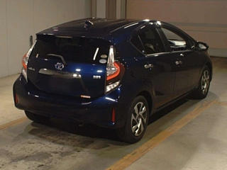 TOYOTA AQUA 2020