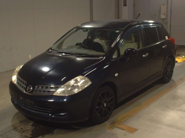 NISSAN TIIDA 2009