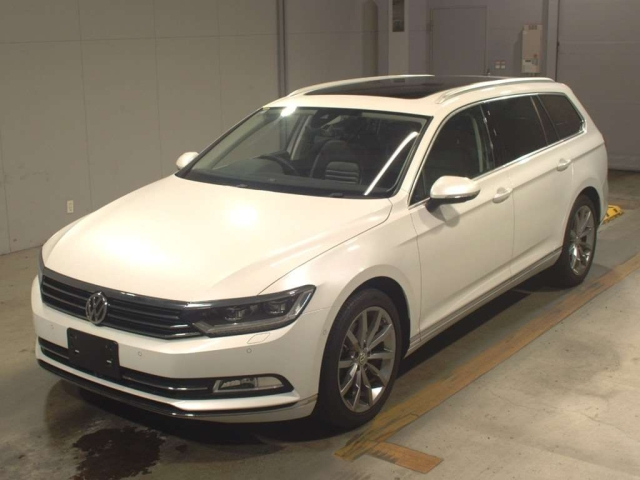VOLKSWAGEN PASSAT VARIANT 2018
