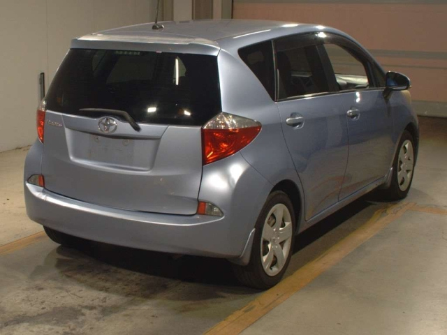 TOYOTA RACTIS 2011