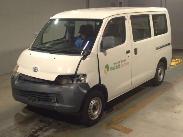 TOYOTA TOWN ACE VAN 2009