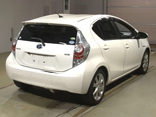 TOYOTA AQUA 2012