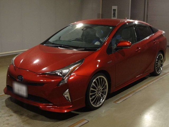 TOYOTA PRIUS 2016