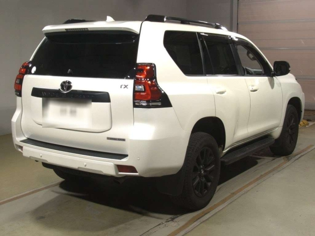TOYOTA LAND CRUISER PRADO 2022
