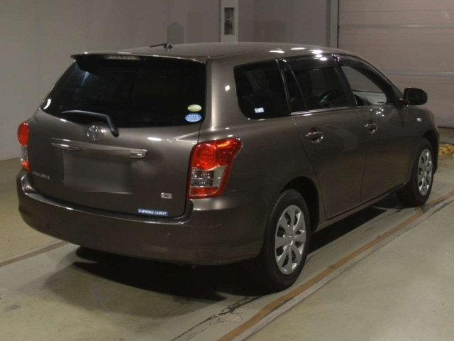TOYOTA COROLLA FIELDER 2010