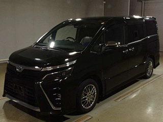 TOYOTA VOXY 2021