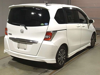 HONDA FREED 2015