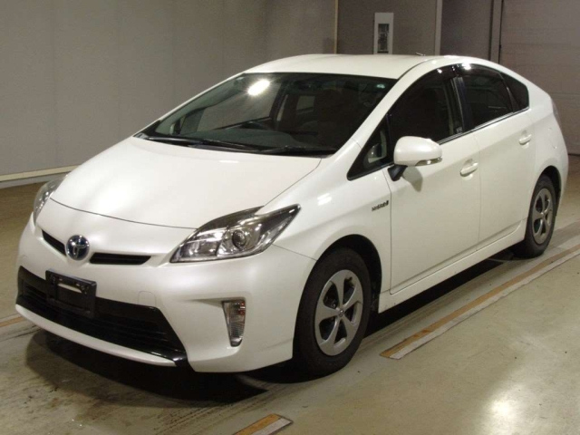 TOYOTA PRIUS 2015
