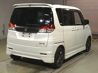 SUZUKI SOLIO 2013