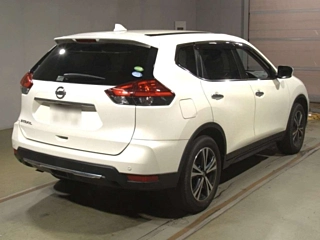 NISSAN X-TRAIL 2017