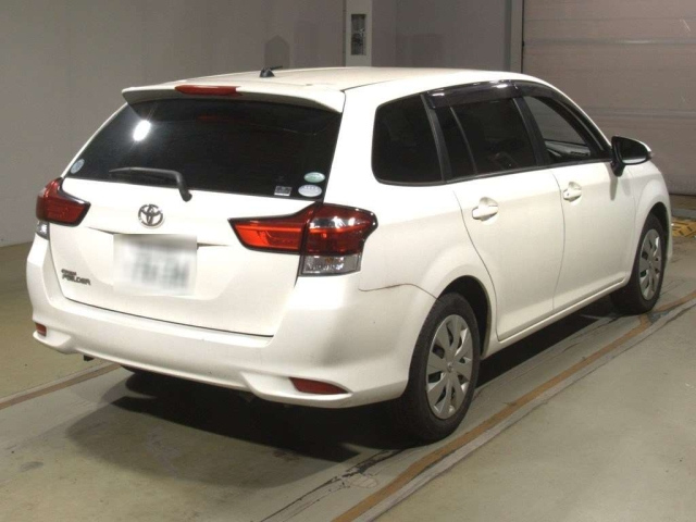 TOYOTA COROLLA FIELDER 2017