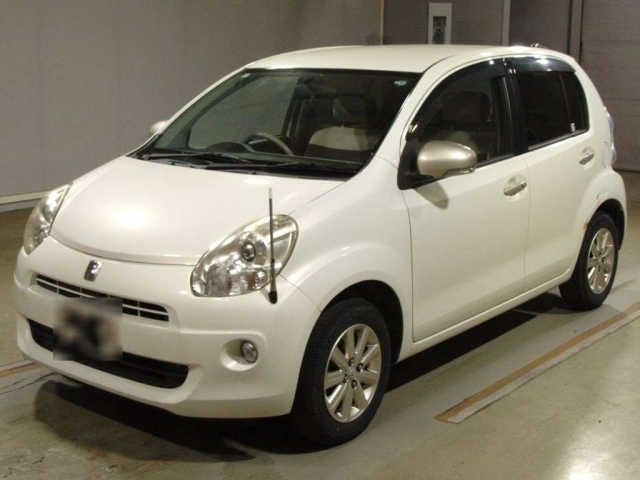 TOYOTA PASSO 2010