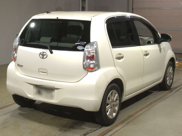 TOYOTA PASSO 2010
