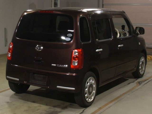 DAIHATSU MIRA 2010