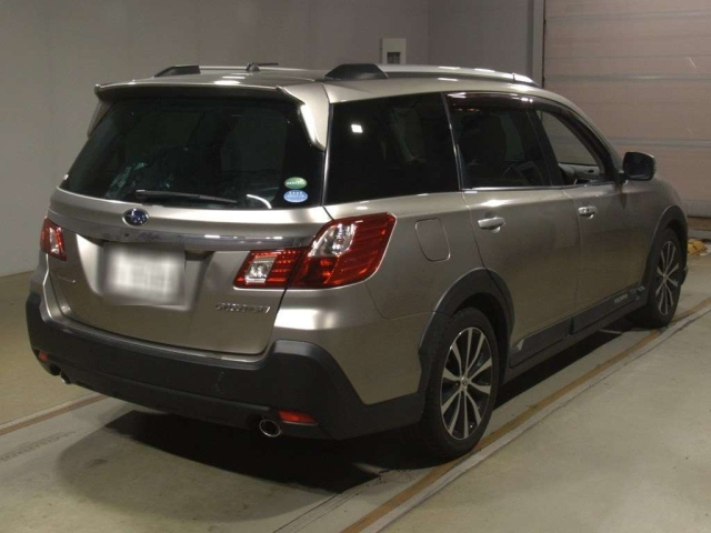 SUBARU EXIGA 2016