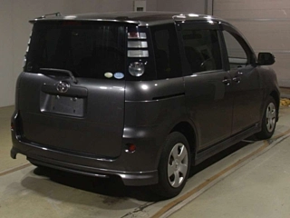 TOYOTA SIENTA 2010